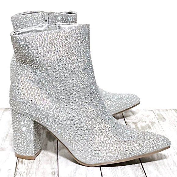 New Women Silver Rhinestone Blingy Pointed Toe Ankle Boots Booties - Picture 8 of 9